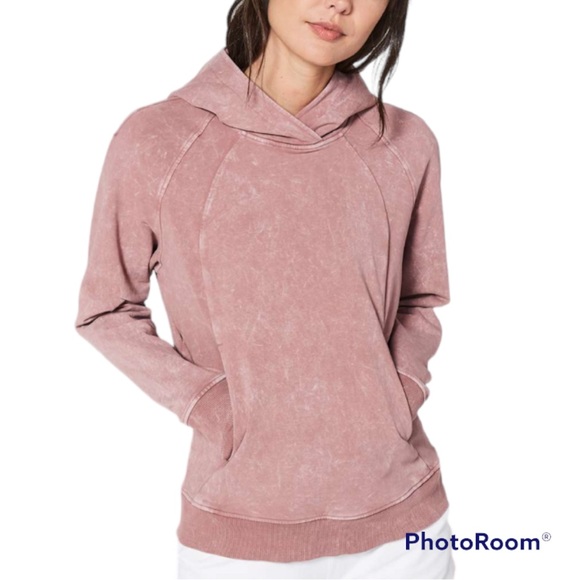 lululemon athletica Tops - Lululemon Scuba Pullover Mauve Washed Quicksand Hoodie Womens 10.